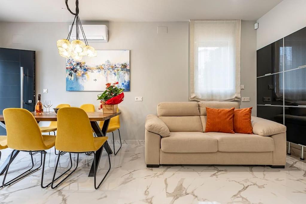 ミアミ・プラトーヤLuxury Casa Con Piscina, Wifi, 150M Dal Mareアパートメント エクステリア 写真